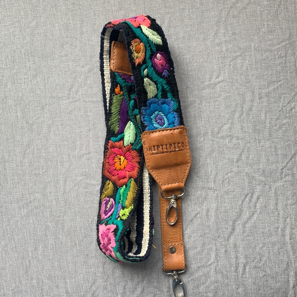 Hiptipico Custom-made Camera Strap